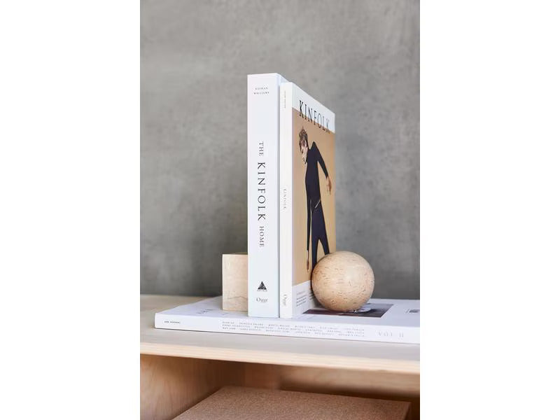 OYOY Buchstütze Marble Savi Rund